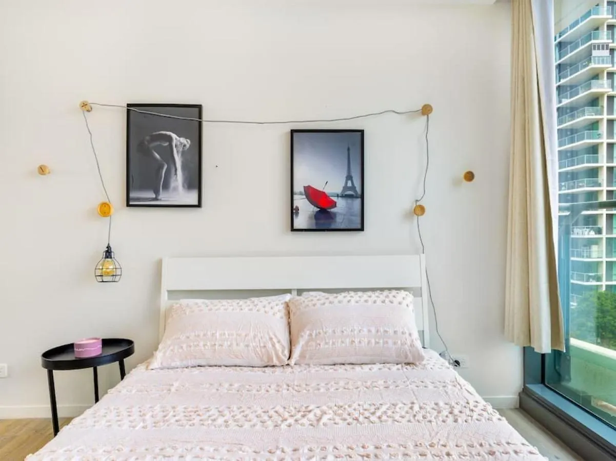 Simply Stunning Riverside 1Br Apt At Hamilton Brisbane Australia